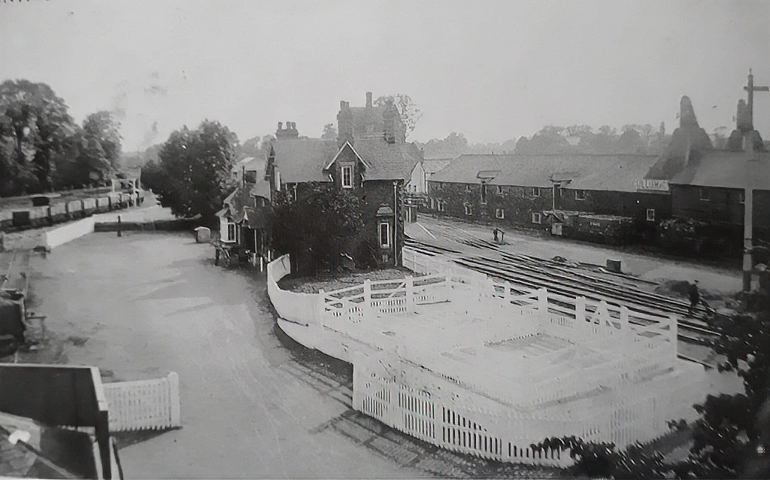 Mellis Station Yard